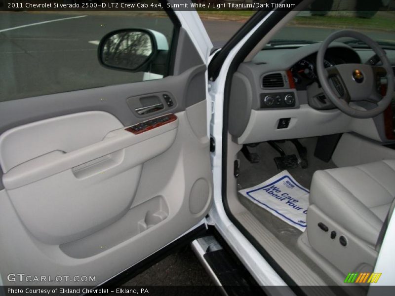 Summit White / Light Titanium/Dark Titanium 2011 Chevrolet Silverado 2500HD LTZ Crew Cab 4x4