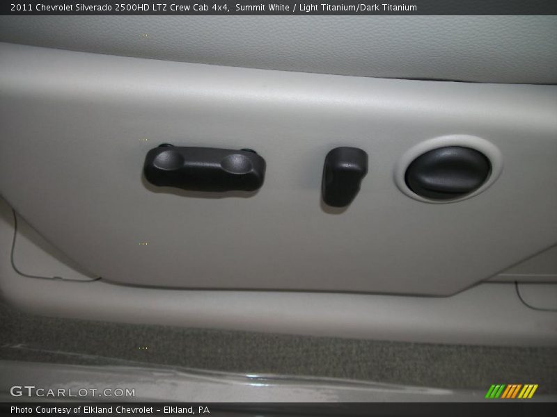 Summit White / Light Titanium/Dark Titanium 2011 Chevrolet Silverado 2500HD LTZ Crew Cab 4x4