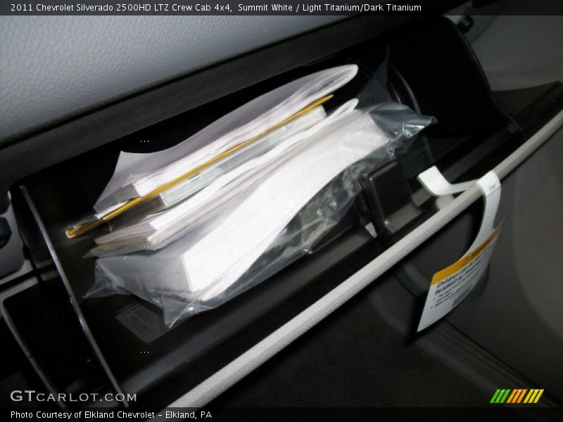 Summit White / Light Titanium/Dark Titanium 2011 Chevrolet Silverado 2500HD LTZ Crew Cab 4x4
