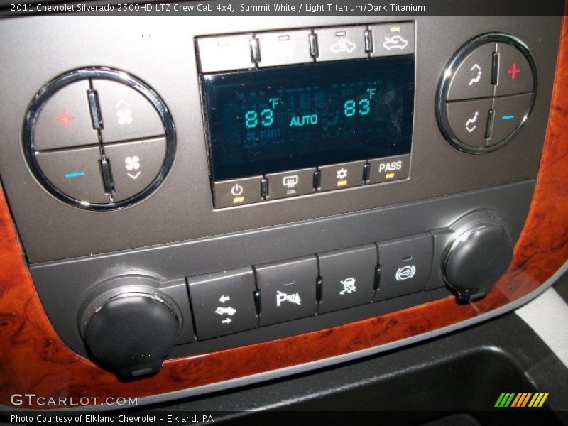 Summit White / Light Titanium/Dark Titanium 2011 Chevrolet Silverado 2500HD LTZ Crew Cab 4x4