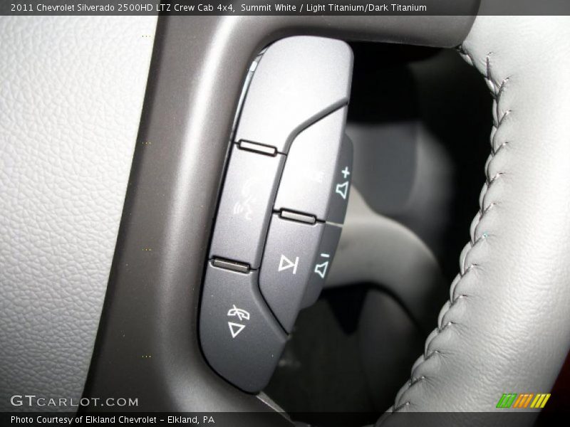 Summit White / Light Titanium/Dark Titanium 2011 Chevrolet Silverado 2500HD LTZ Crew Cab 4x4