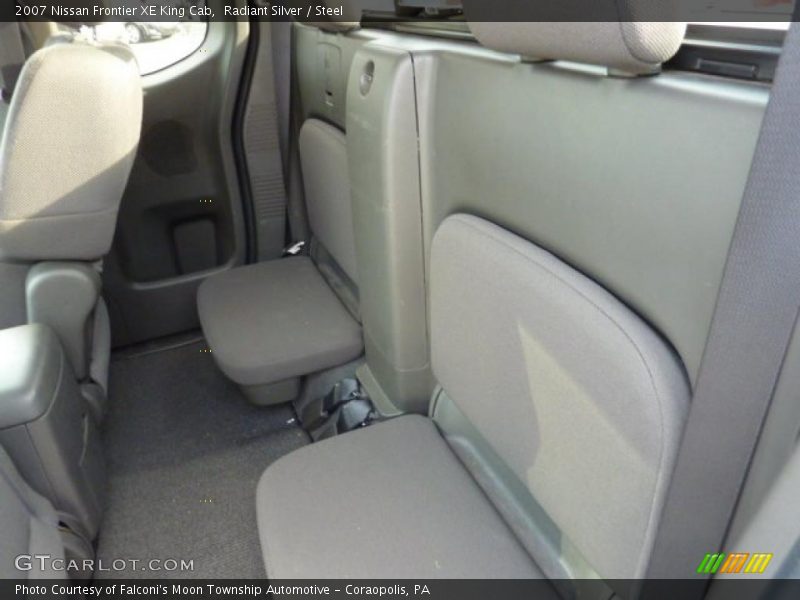 Radiant Silver / Steel 2007 Nissan Frontier XE King Cab