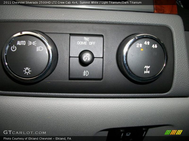 Summit White / Light Titanium/Dark Titanium 2011 Chevrolet Silverado 2500HD LTZ Crew Cab 4x4