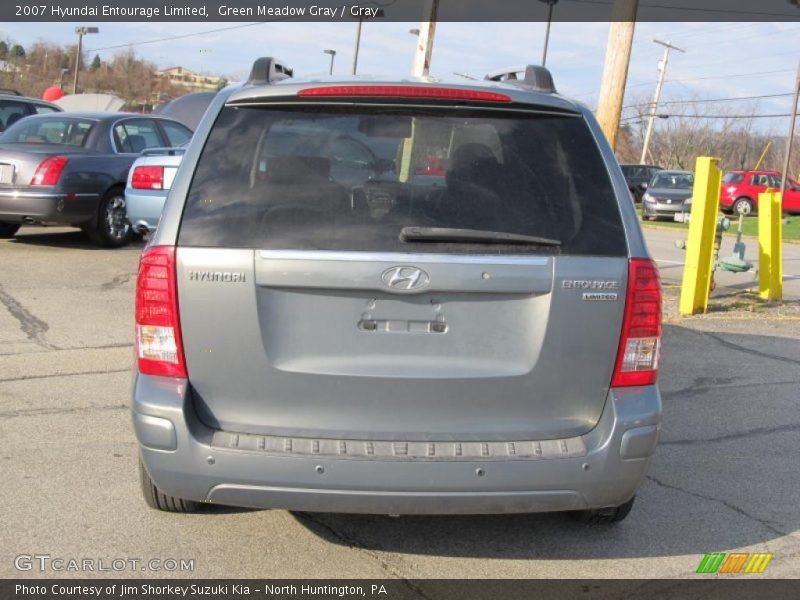 Green Meadow Gray / Gray 2007 Hyundai Entourage Limited