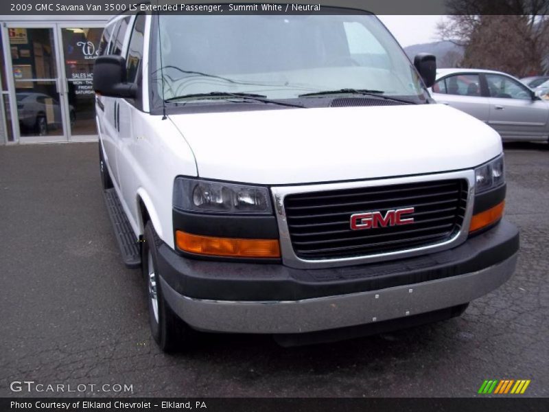 Summit White / Neutral 2009 GMC Savana Van 3500 LS Extended Passenger