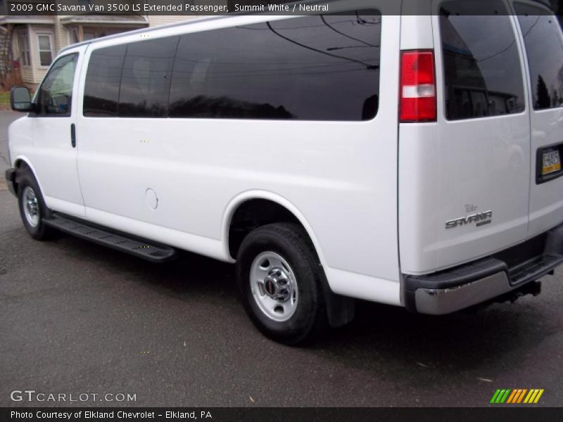 Summit White / Neutral 2009 GMC Savana Van 3500 LS Extended Passenger