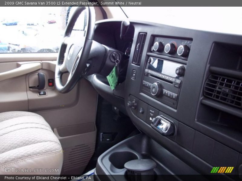 Summit White / Neutral 2009 GMC Savana Van 3500 LS Extended Passenger