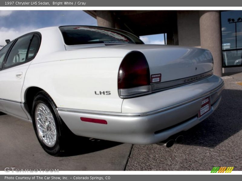 Bright White / Gray 1997 Chrysler LHS Sedan