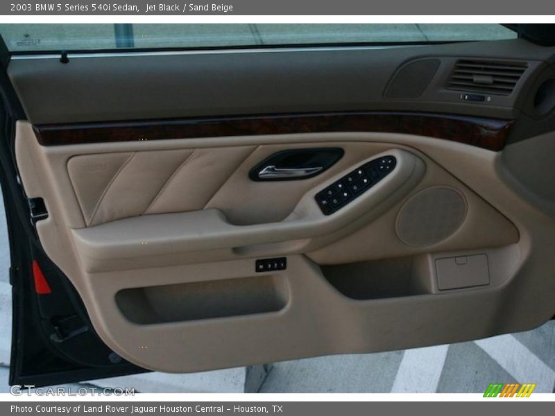 Door Panel of 2003 5 Series 540i Sedan