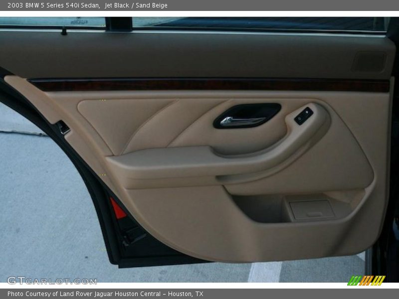 Door Panel of 2003 5 Series 540i Sedan