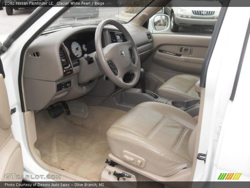 Glacier White Pearl / Beige 2002 Nissan Pathfinder LE