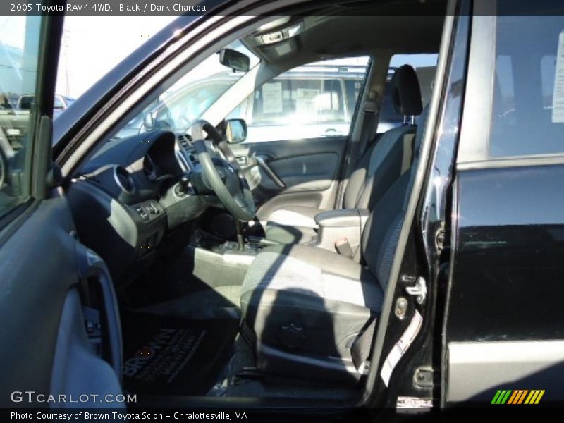 Black / Dark Charcoal 2005 Toyota RAV4 4WD