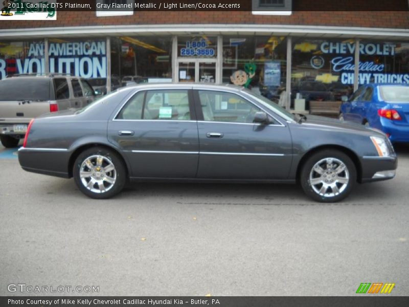 Gray Flannel Metallic / Light Linen/Cocoa Accents 2011 Cadillac DTS Platinum