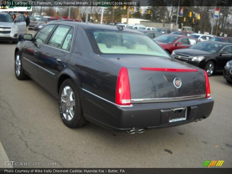 Gray Flannel Metallic / Light Linen/Cocoa Accents 2011 Cadillac DTS Platinum