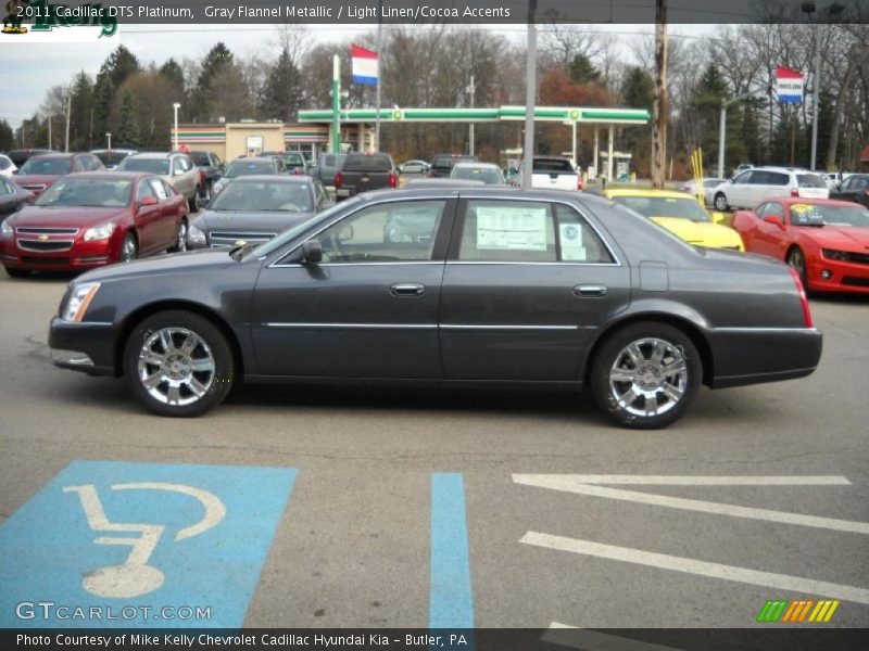 Gray Flannel Metallic / Light Linen/Cocoa Accents 2011 Cadillac DTS Platinum