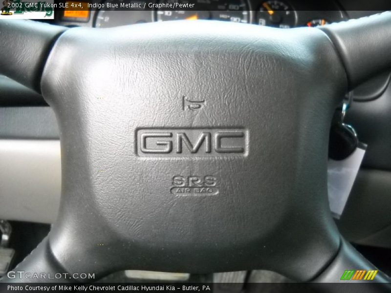 Indigo Blue Metallic / Graphite/Pewter 2002 GMC Yukon SLE 4x4