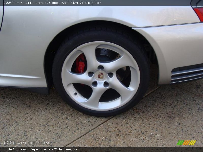  2004 911 Carrera 4S Coupe Wheel