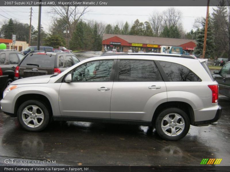 Majestic Silver Metallic / Grey 2007 Suzuki XL7 Limited AWD