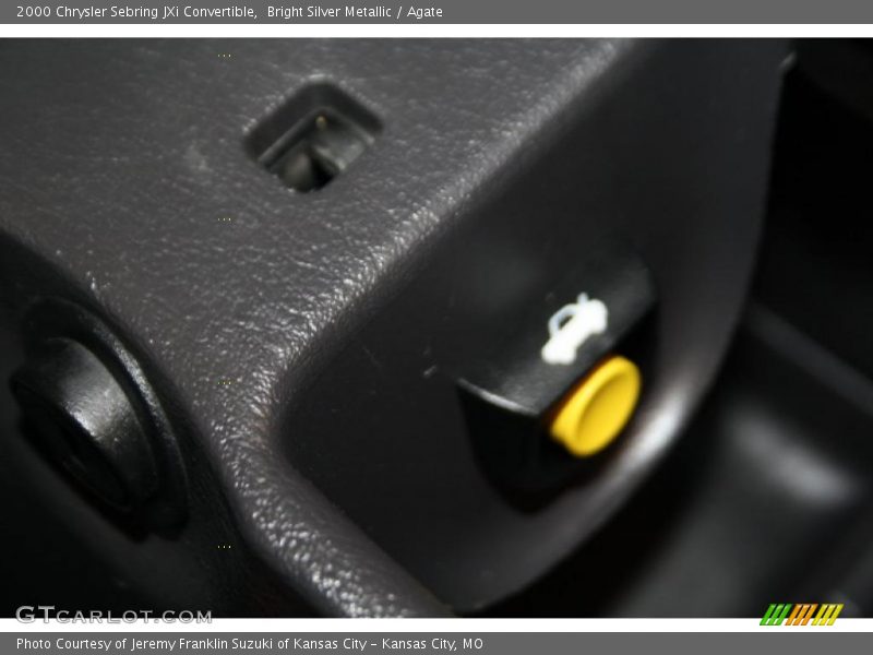 Bright Silver Metallic / Agate 2000 Chrysler Sebring JXi Convertible