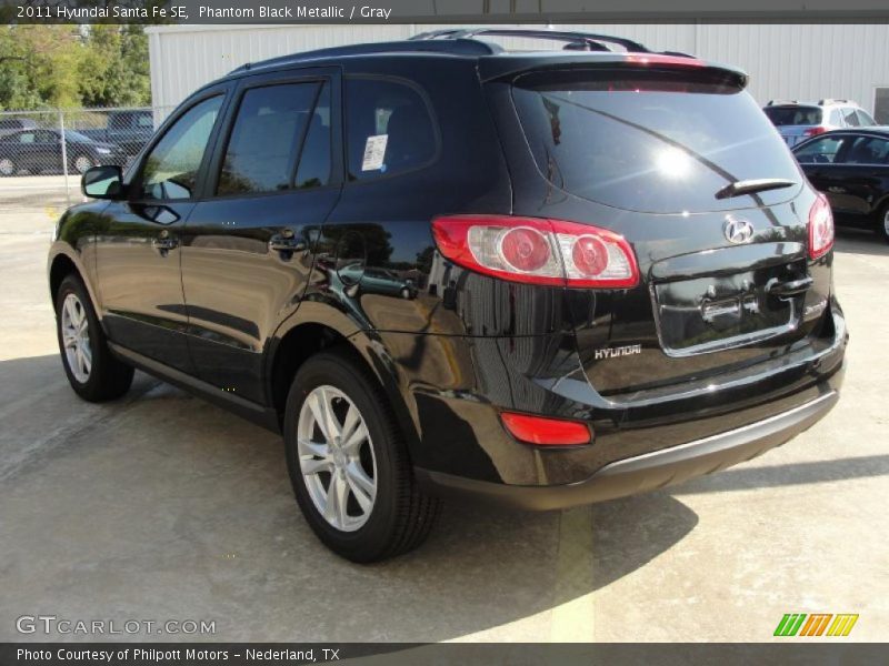Phantom Black Metallic / Gray 2011 Hyundai Santa Fe SE