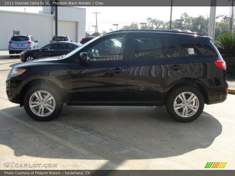 Phantom Black Metallic / Gray 2011 Hyundai Santa Fe SE