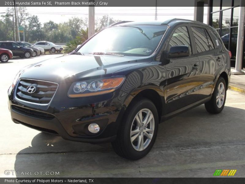 Phantom Black Metallic / Gray 2011 Hyundai Santa Fe SE