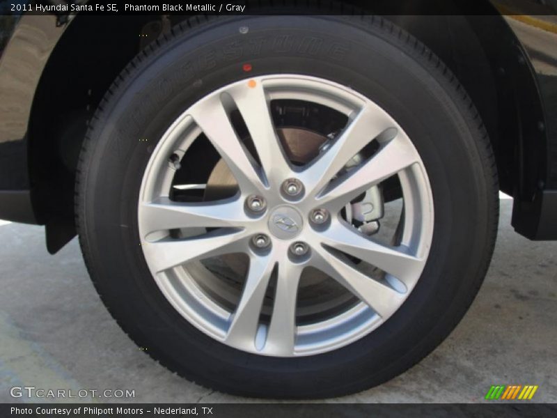 Phantom Black Metallic / Gray 2011 Hyundai Santa Fe SE