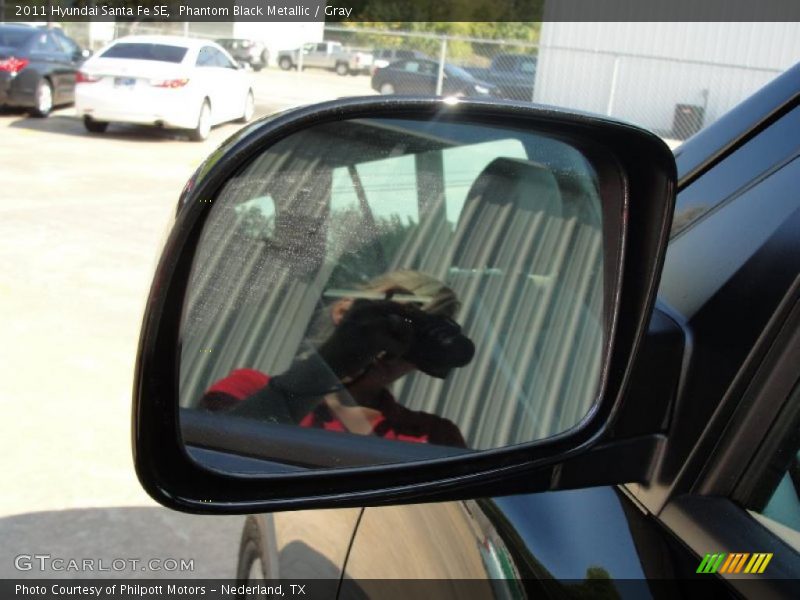 Phantom Black Metallic / Gray 2011 Hyundai Santa Fe SE
