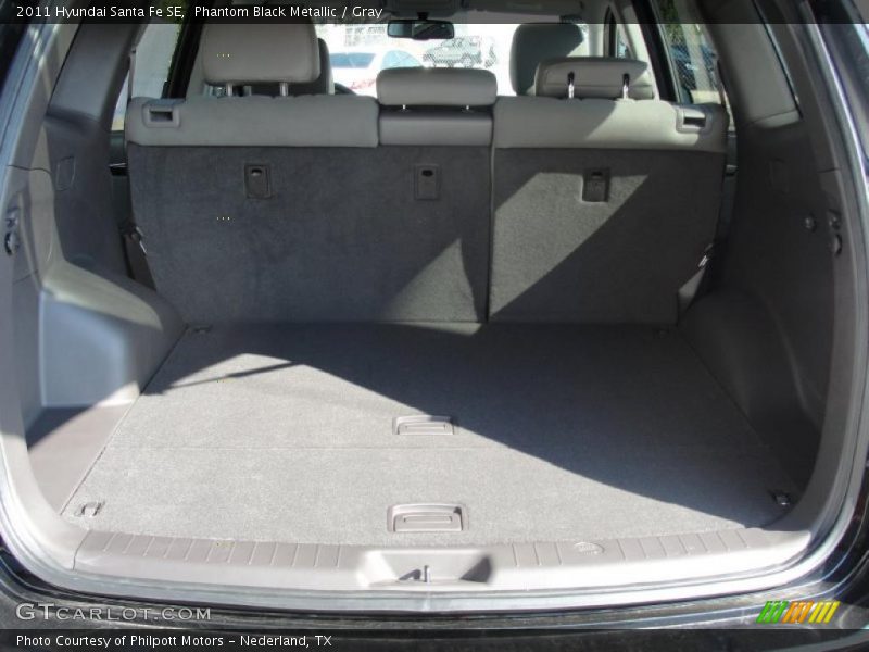Phantom Black Metallic / Gray 2011 Hyundai Santa Fe SE