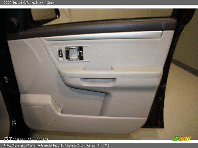 Jet Black / Grey 2007 Suzuki XL7