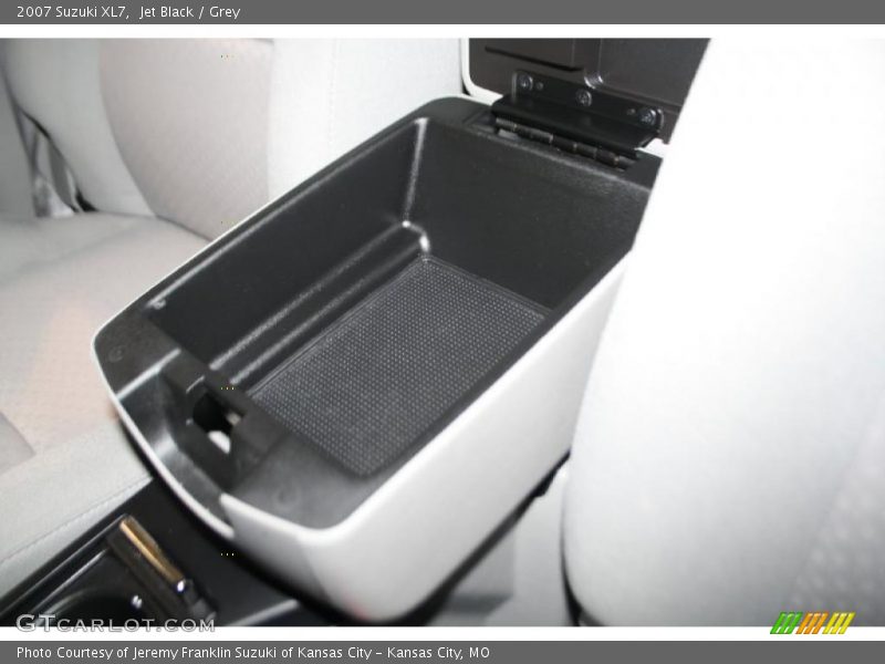 Jet Black / Grey 2007 Suzuki XL7