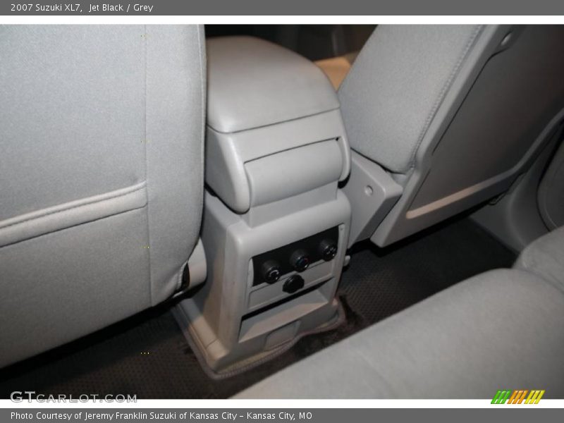 Jet Black / Grey 2007 Suzuki XL7