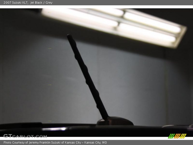 Jet Black / Grey 2007 Suzuki XL7