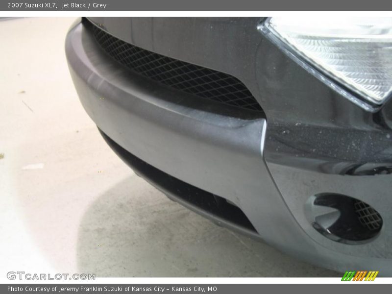 Jet Black / Grey 2007 Suzuki XL7
