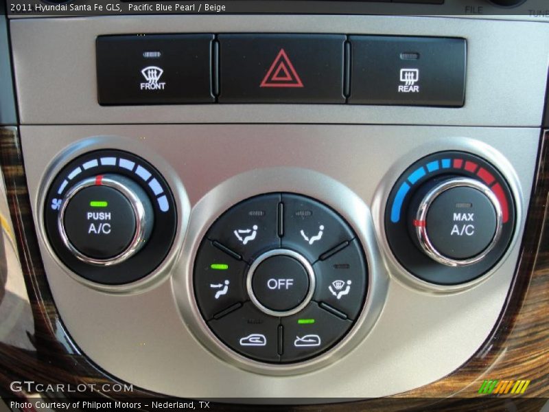 Pacific Blue Pearl / Beige 2011 Hyundai Santa Fe GLS