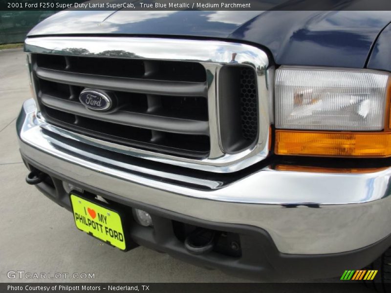 True Blue Metallic / Medium Parchment 2001 Ford F250 Super Duty Lariat SuperCab