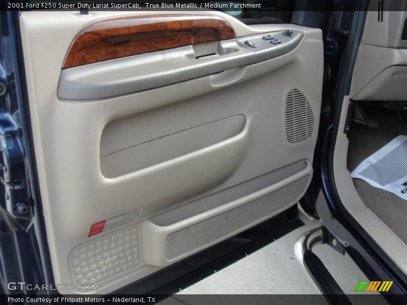 Door Panel of 2001 F250 Super Duty Lariat SuperCab