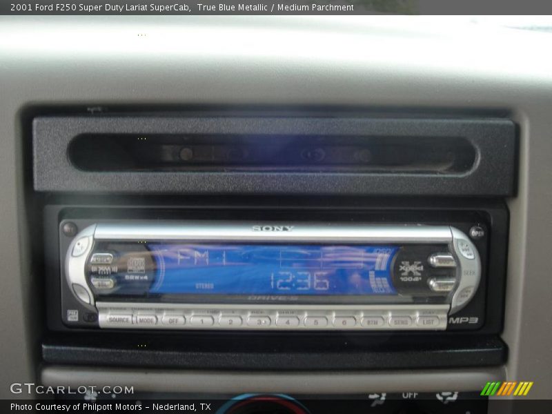 True Blue Metallic / Medium Parchment 2001 Ford F250 Super Duty Lariat SuperCab