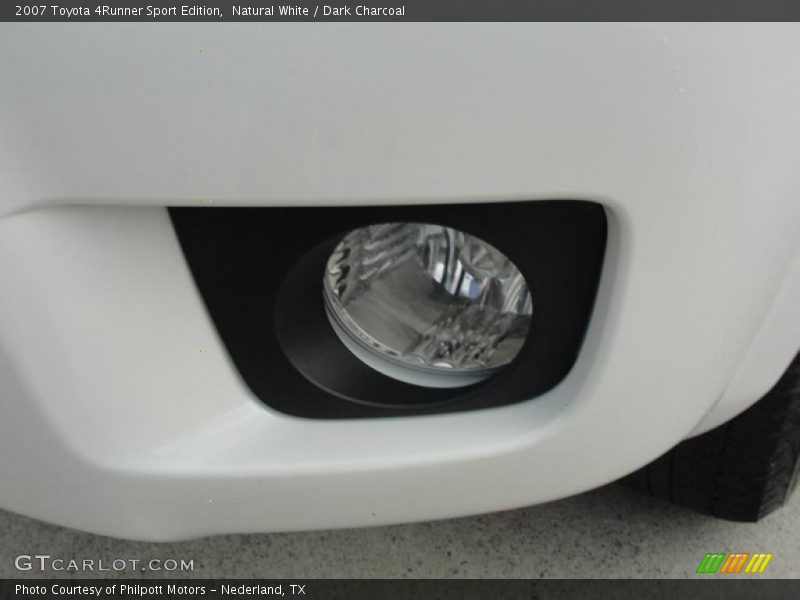 Natural White / Dark Charcoal 2007 Toyota 4Runner Sport Edition