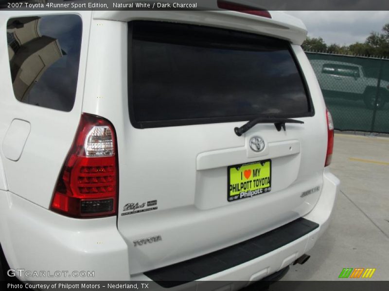 Natural White / Dark Charcoal 2007 Toyota 4Runner Sport Edition