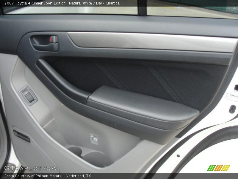 Natural White / Dark Charcoal 2007 Toyota 4Runner Sport Edition