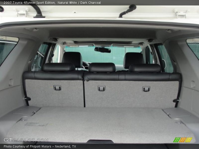 Natural White / Dark Charcoal 2007 Toyota 4Runner Sport Edition