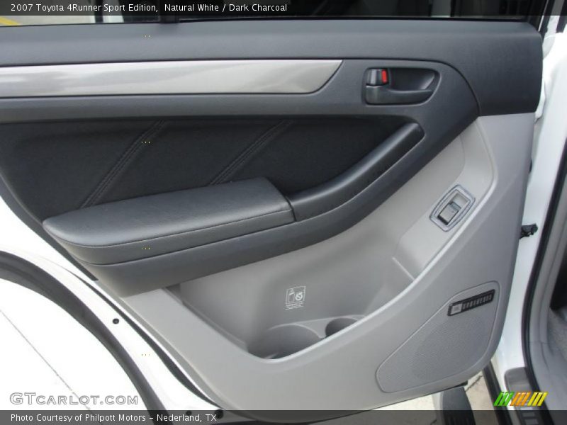 Natural White / Dark Charcoal 2007 Toyota 4Runner Sport Edition