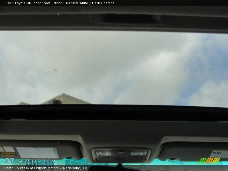 Natural White / Dark Charcoal 2007 Toyota 4Runner Sport Edition