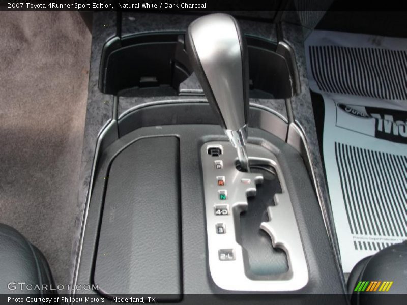 Natural White / Dark Charcoal 2007 Toyota 4Runner Sport Edition