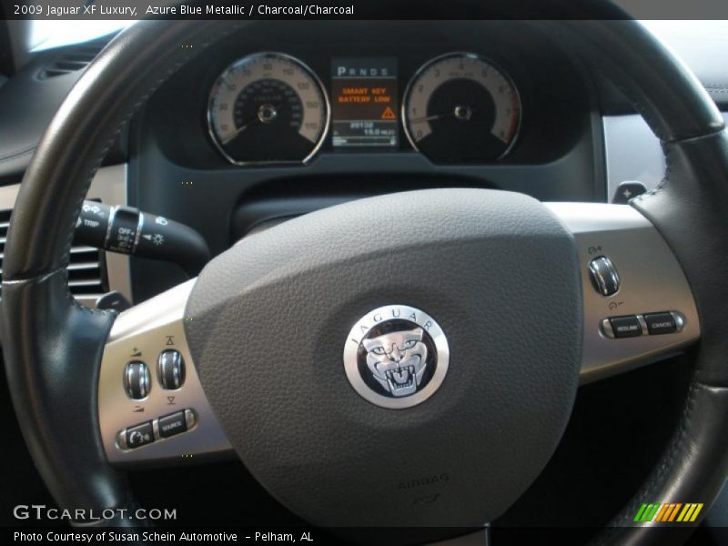  2009 XF Luxury Logo