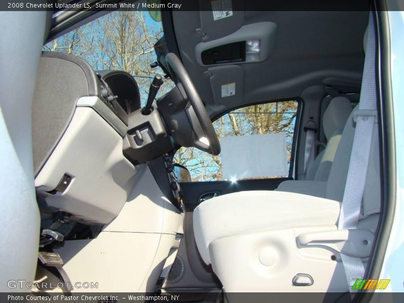 Summit White / Medium Gray 2008 Chevrolet Uplander LS