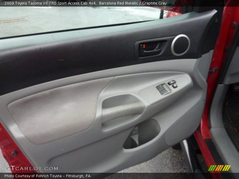 Door Panel of 2009 Tacoma V6 TRD Sport Access Cab 4x4