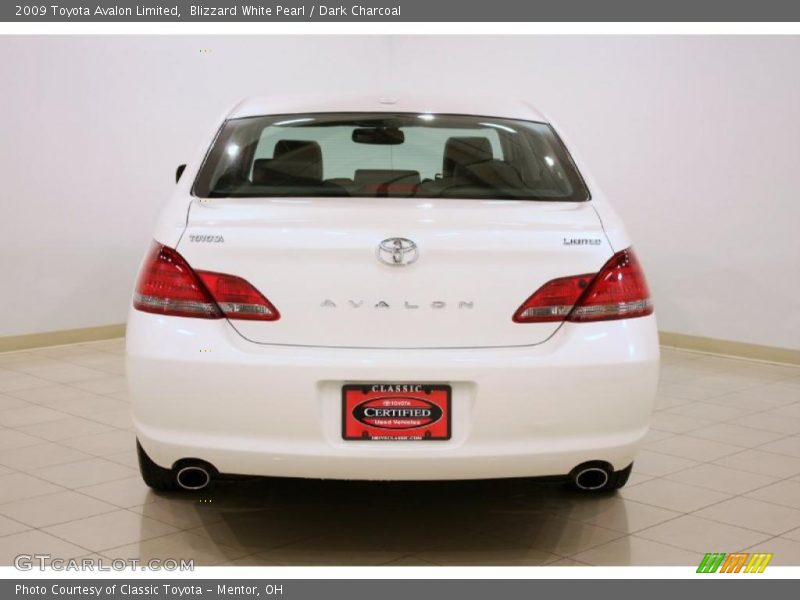 Blizzard White Pearl / Dark Charcoal 2009 Toyota Avalon Limited