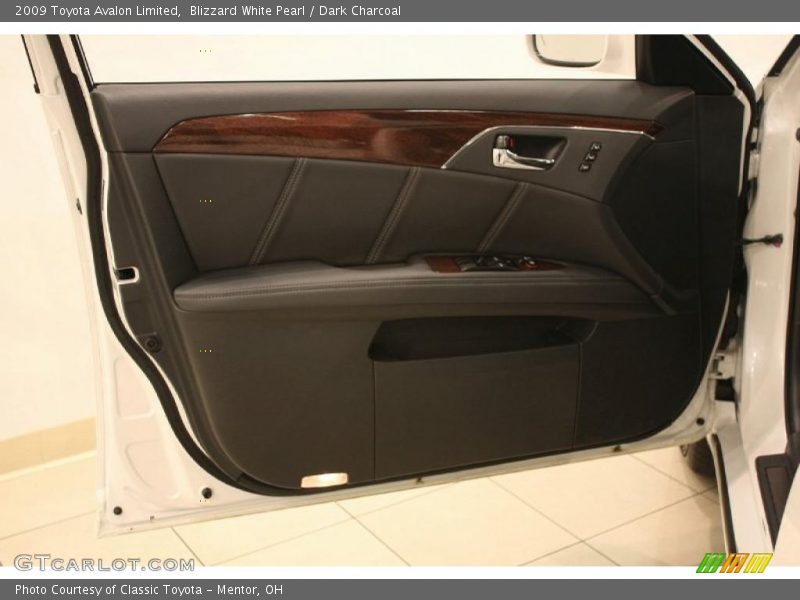 Blizzard White Pearl / Dark Charcoal 2009 Toyota Avalon Limited